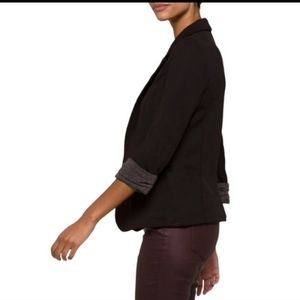 BOGO Black Skies Are Blue Asa Knit Blazer Size XXL